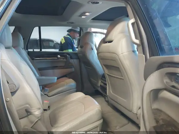 5GAKVBKD3HJ261720 2017 BUICK ENCLAVE - Image 8