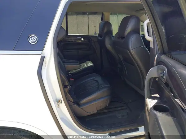 5GAKVBKD4GJ121741 2016 BUICK ENCLAVE - Image 8