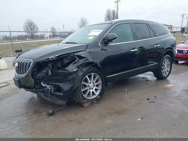 5GAKVBKD4HJ158385 2017 BUICK ENCLAVE - Image 2