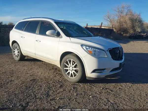 5GAKVBKD4HJ200165 2017 BUICK ENCLAVE - Image 1