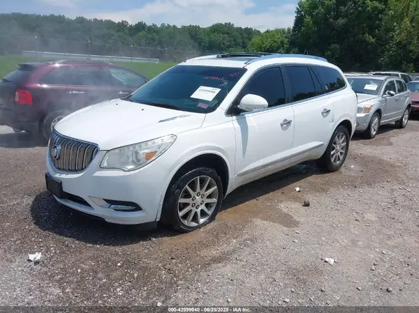 5GAKVBKD5GJ224361 2016 BUICK ENCLAVE - Image 2