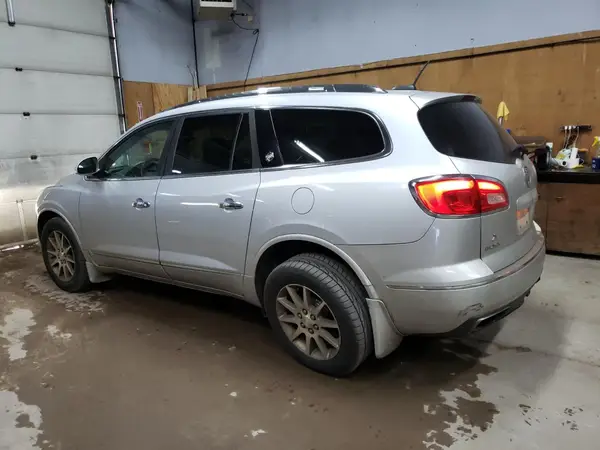 5GAKVBKD5GJ235800 2016 BUICK ENCLAVE - Image 2