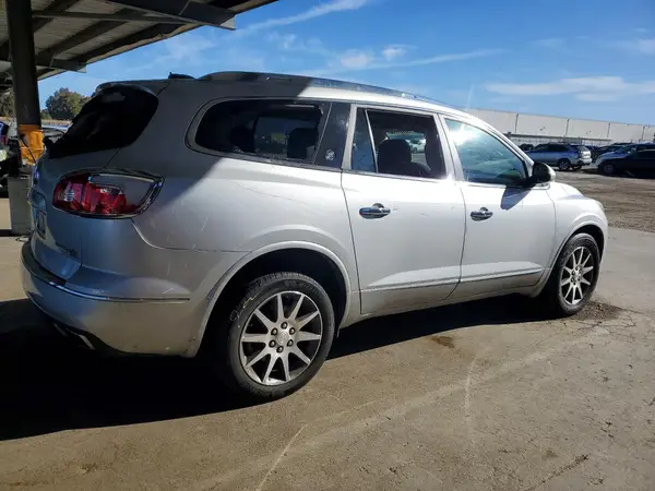 5GAKVBKD5GJ295673 2016 BUICK ENCLAVE - Image 2