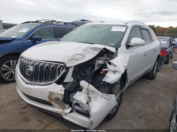 5GAKVBKD5HJ104299 2017 BUICK ENCLAVE - Image 2