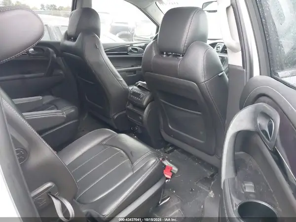 5GAKVBKD5HJ104299 2017 BUICK ENCLAVE - Image 8