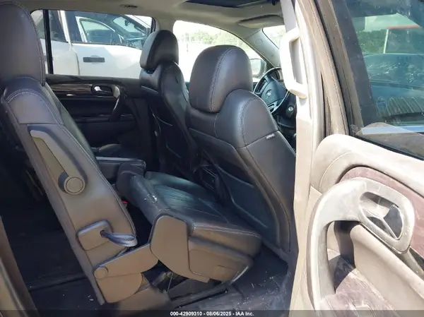 5GAKVBKD5HJ215404 2017 BUICK ENCLAVE - Image 8