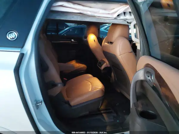 5GAKVBKD5HJ303742 2017 BUICK ENCLAVE - Image 8