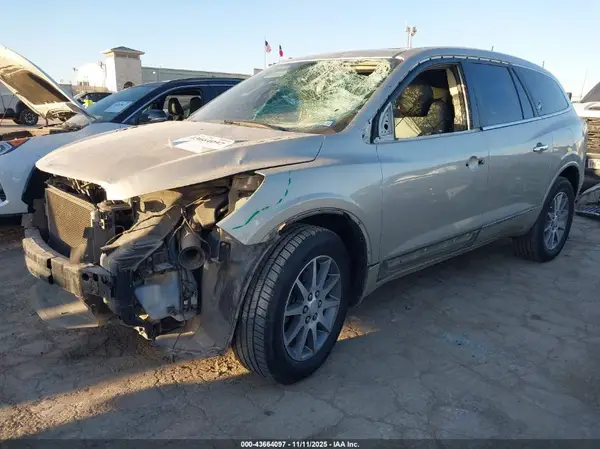 5GAKVBKD6HJ172451 2017 BUICK ENCLAVE - Image 2