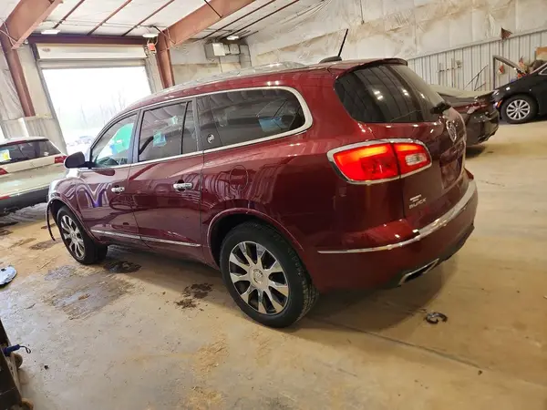 5GAKVBKD6HJ242174 2017 BUICK ENCLAVE - Image 2