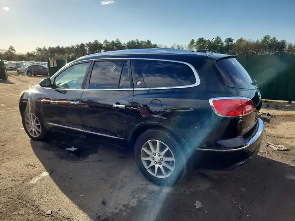 5GAKVBKD7HJ114462 2017 BUICK ENCLAVE - Image 2