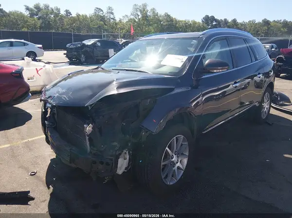 5GAKVBKD7HJ114560 2017 BUICK ENCLAVE - Image 2