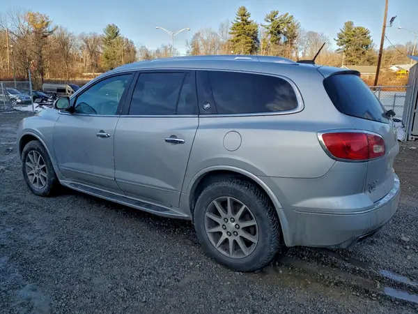 5GAKVBKD7HJ121119 2017 BUICK ENCLAVE - Image 2