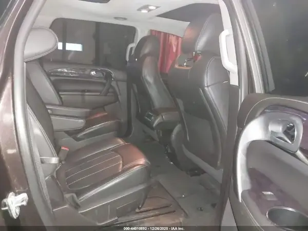 5GAKVBKD7HJ203335 2017 BUICK ENCLAVE - Image 8