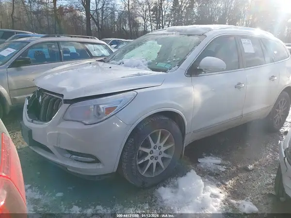 5GAKVBKD7HJ252177 2017 BUICK ENCLAVE - Image 2