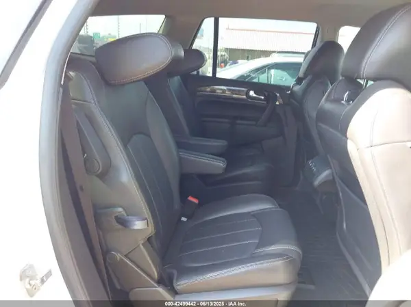 5GAKVBKD7HJ273207 2017 BUICK ENCLAVE - Image 8