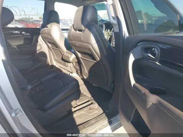 5GAKVBKD7HJ322048 2017 BUICK ENCLAVE - Image 8