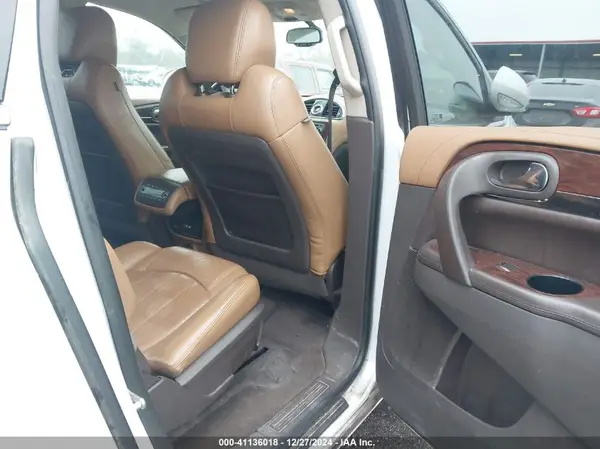 5GAKVBKD8HJ134574 2017 BUICK ENCLAVE - Image 8