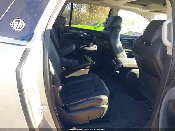 5GAKVBKD8HJ242323 2017 BUICK ENCLAVE - Image 8