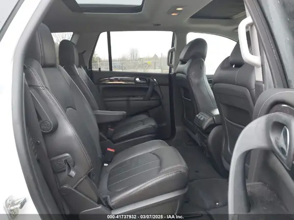 5GAKVBKD8HJ262622 2017 BUICK ENCLAVE - Image 8