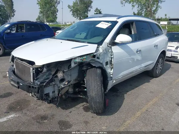 5GAKVBKD9GJ105812 2016 BUICK ENCLAVE - Image 2