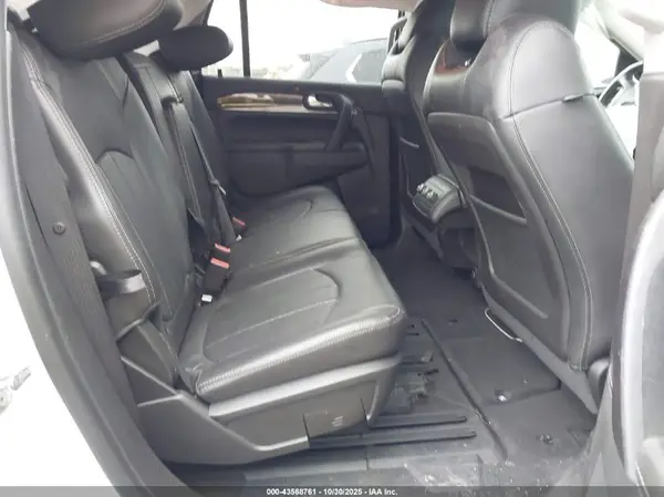 5GAKVBKD9HJ241570 2017 BUICK ENCLAVE - Image 8
