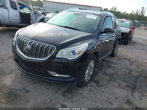 5GAKVBKD9HJ307910 2017 BUICK ENCLAVE - Image 2
