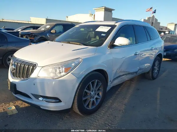 5GAKVBKDXHJ155068 2017 BUICK ENCLAVE - Image 2
