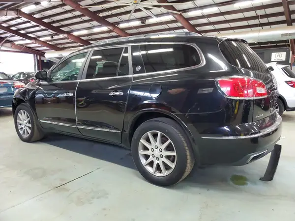 5GAKVBKDXHJ158858 2017 BUICK ENCLAVE - Image 2