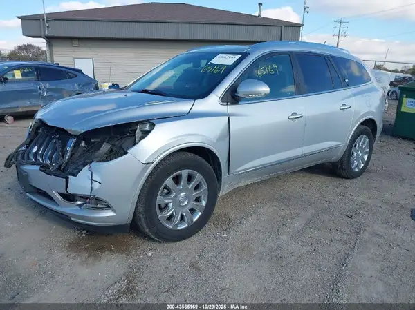 5GAKVBKDXHJ304675 2017 BUICK ENCLAVE - Image 2