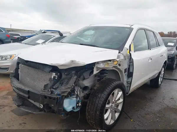 5GAKVCKD0HJ181510 2017 BUICK ENCLAVE - Image 2