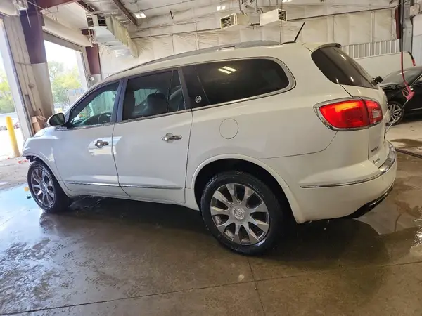 5GAKVCKD1GJ346477 2016 BUICK ENCLAVE - Image 2