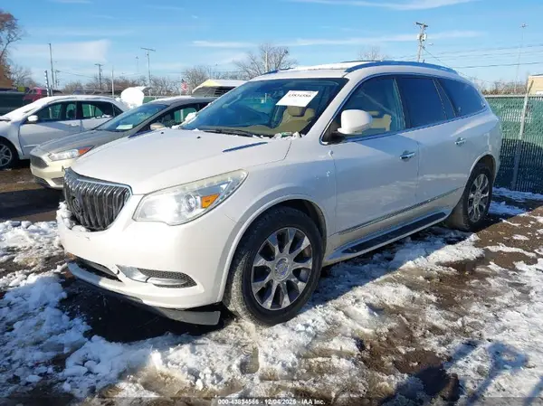 5GAKVCKD3GJ195240 2016 BUICK ENCLAVE - Image 2