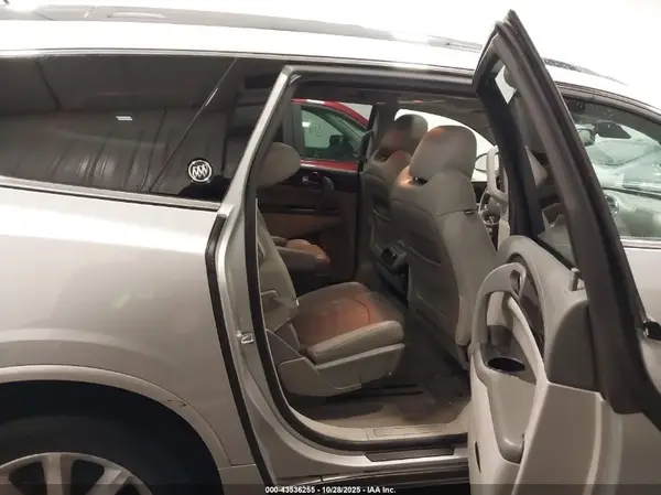 5GAKVCKD3HJ212510 2017 BUICK ENCLAVE - Image 8