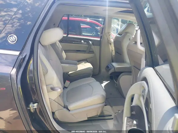 5GAKVCKD3HJ261044 2017 BUICK ENCLAVE - Image 8
