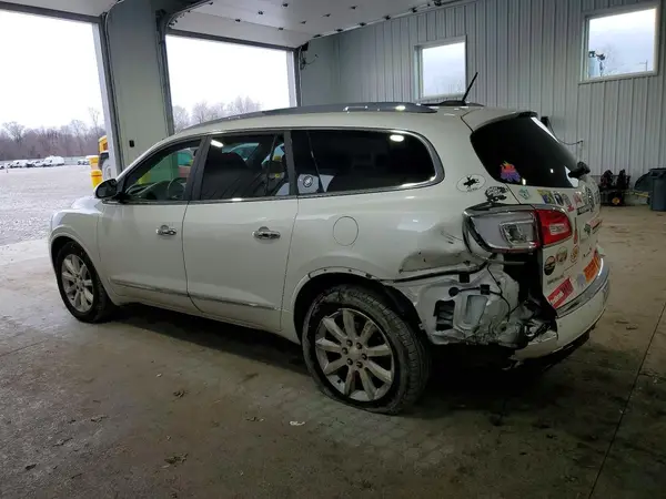 5GAKVCKD3HJ268592 2017 BUICK ENCLAVE - Image 2