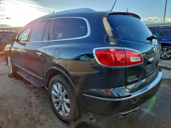 5GAKVCKD3HJ335241 2017 BUICK ENCLAVE - Image 2