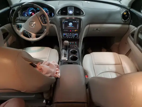 5GAKVCKD4HJ111945 2017 BUICK ENCLAVE - Image 8