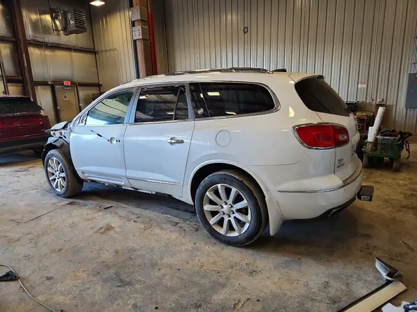 5GAKVCKD5GJ215049 2016 BUICK ENCLAVE - Image 2