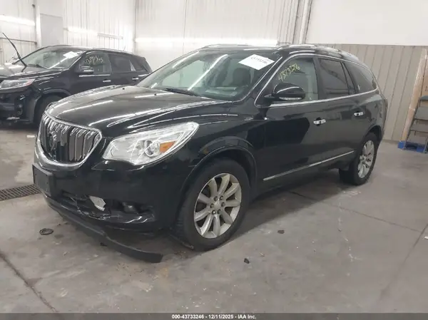 5GAKVCKD5HJ160491 2017 BUICK ENCLAVE - Image 2