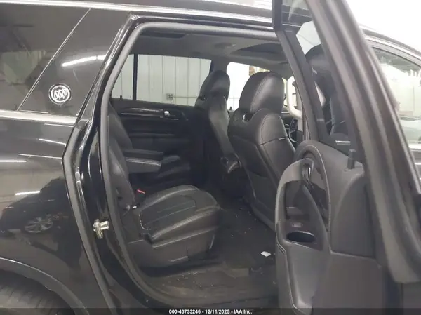 5GAKVCKD5HJ160491 2017 BUICK ENCLAVE - Image 8