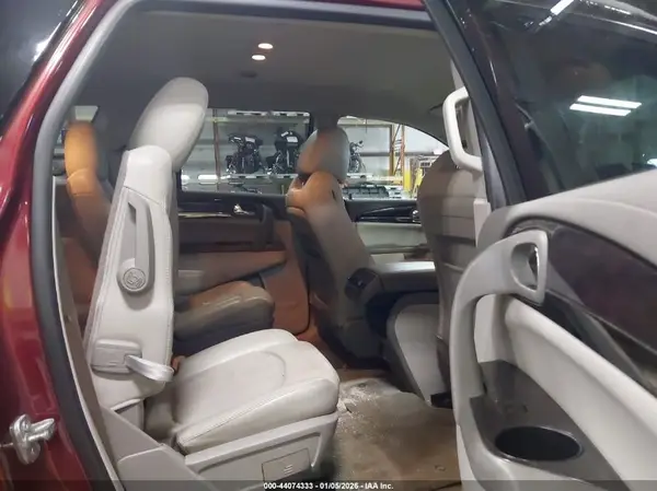 5GAKVCKD6HJ293292 2017 BUICK ENCLAVE - Image 8