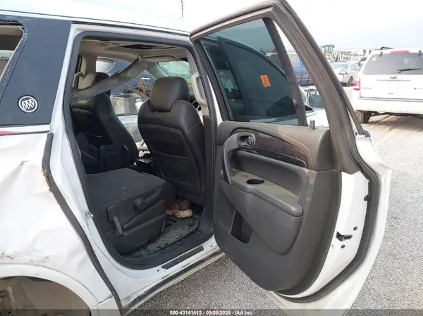 5GAKVCKD7HJ271107 2017 BUICK ENCLAVE - Image 8