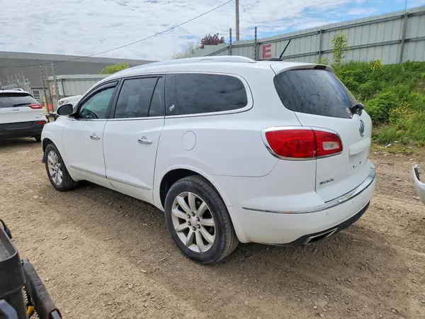5GAKVCKD7HJ280213 2017 BUICK ENCLAVE - Image 2