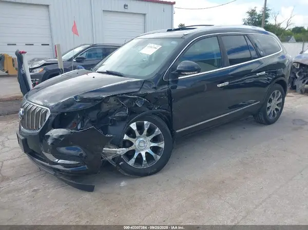 5GAKVCKD8HJ103573 2017 BUICK ENCLAVE - Image 2