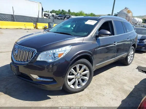 5GAKVCKD8HJ222076 2017 BUICK ENCLAVE - Image 2
