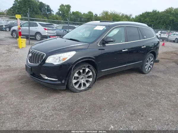 5GAKVCKD8HJ246748 2017 BUICK ENCLAVE - Image 2