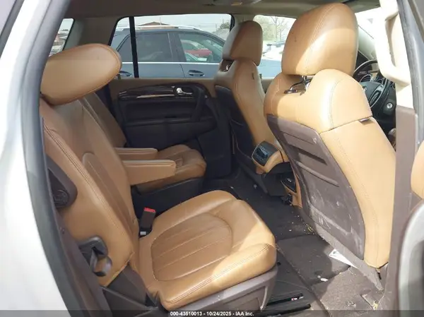 5GAKVCKD9GJ280261 2016 BUICK ENCLAVE - Image 8