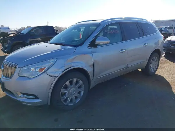 5GAKVCKD9HJ166729 2017 BUICK ENCLAVE - Image 2