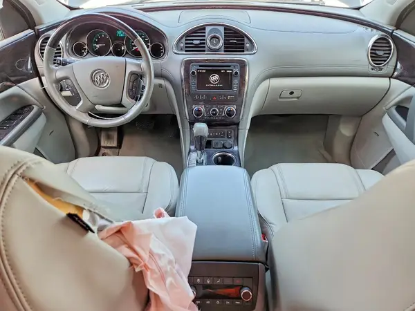 5GAKVCKD9HJ304706 2017 BUICK ENCLAVE - Image 8