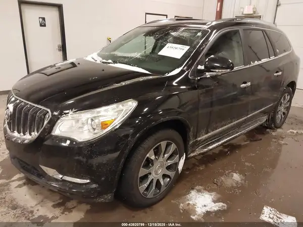 5GAKVCKDXHJ298303 2017 BUICK ENCLAVE - Image 2
